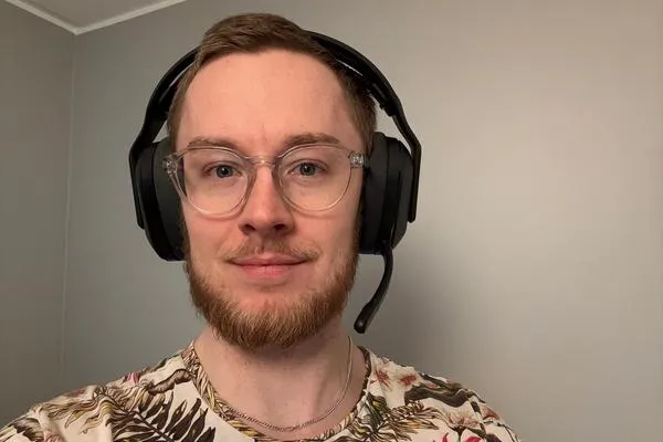 Test av Logitech G G522 Lightspeed Gaming Headset 