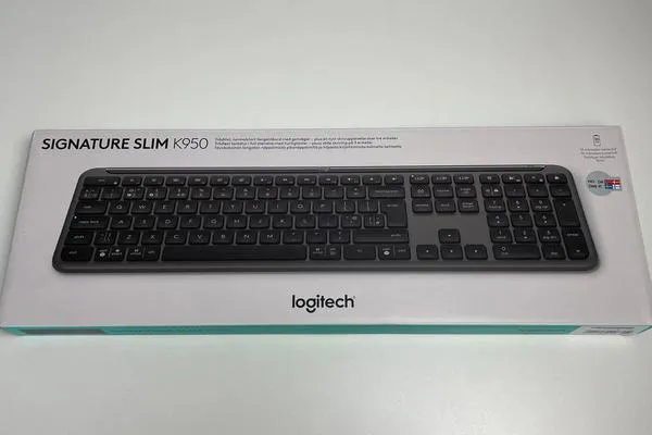 Test av Logitech K950 Slim